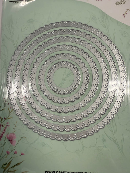 Fancy Scallop Circle  Dies